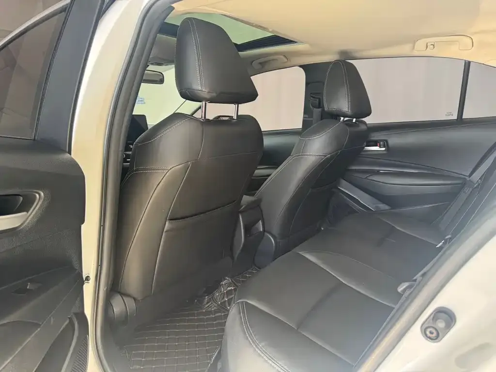 Toyota Corolla 2021 из CN, фото 8