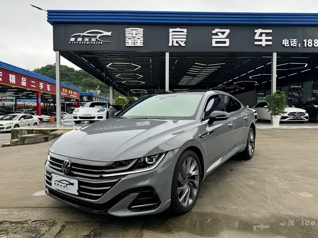Volkswagen CC 2024 из CN, фото 2