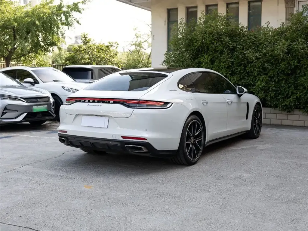Porsche Panamera 2022 из CN, фото 4