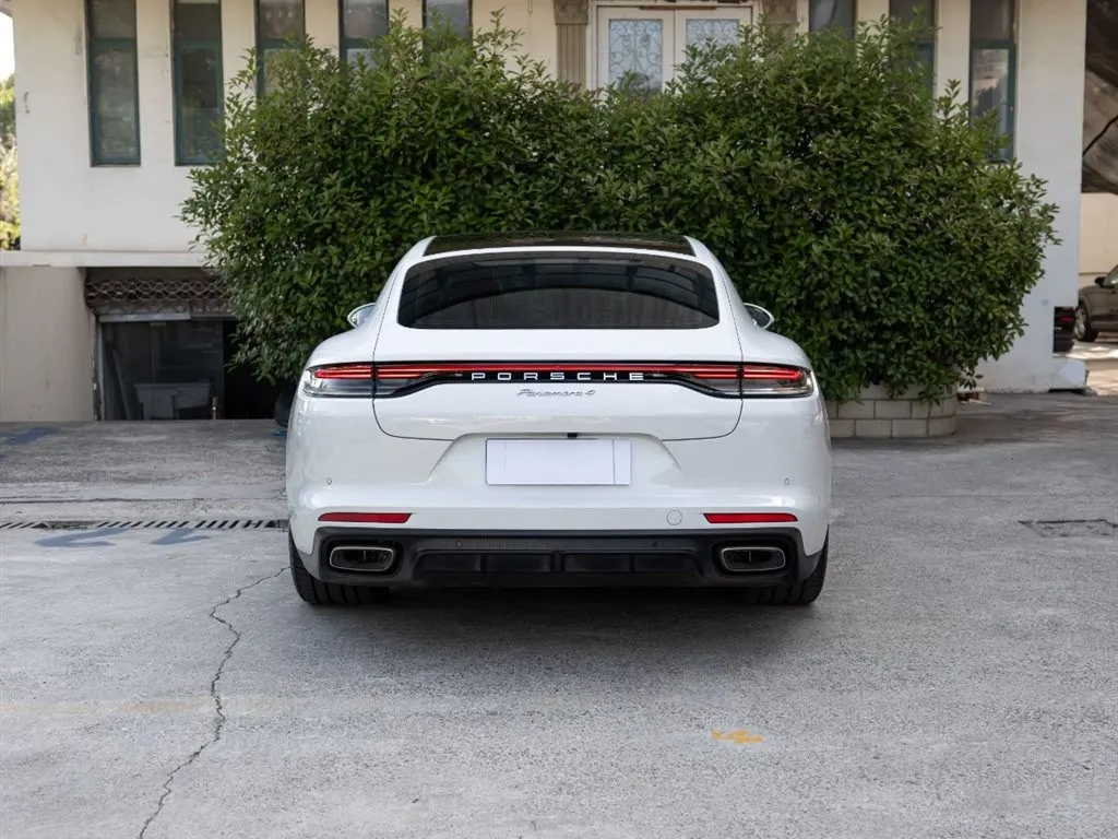 Porsche Panamera 2022 из CN, фото 5