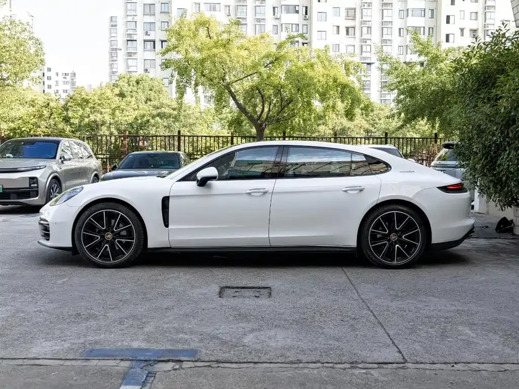 Porsche Panamera 2022 из CN, фото 7