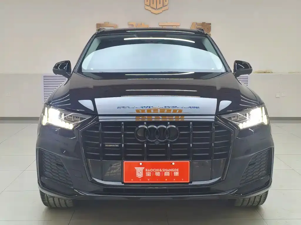 Audi Q7 2021 из CN, фото 2