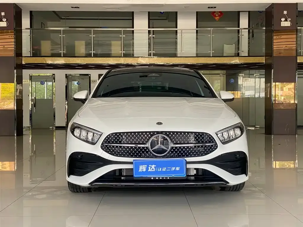 Mercedes-Benz A-Class 2025 из CN, фото 2