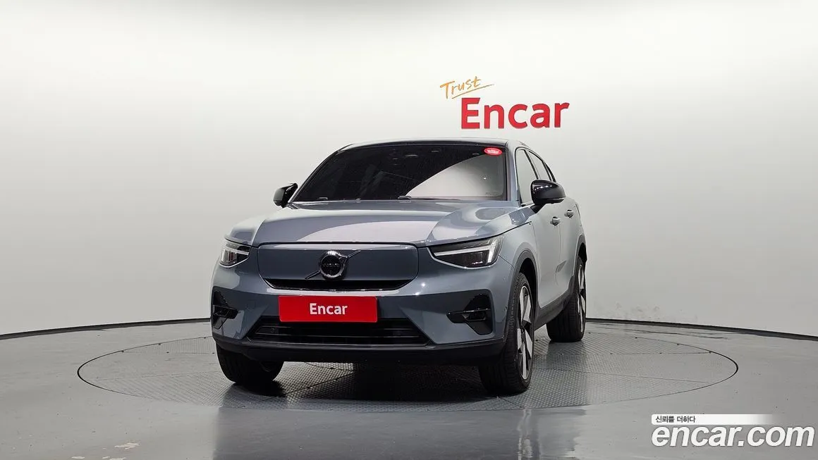 Volvo C40 2023 из KR, фото 3