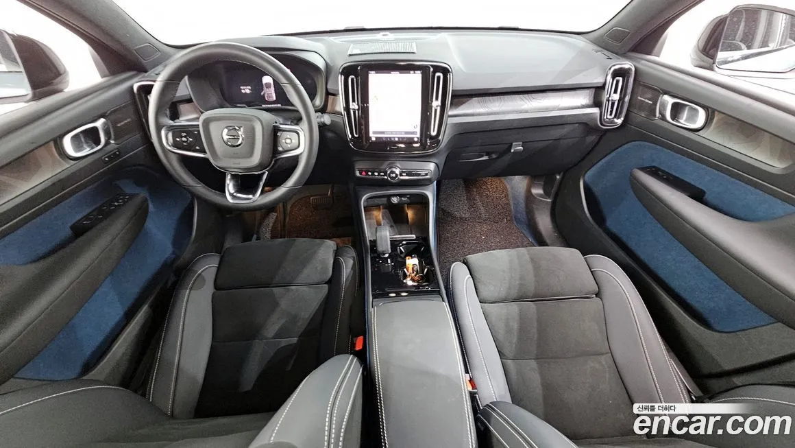 Volvo C40 2023 из KR, фото 7