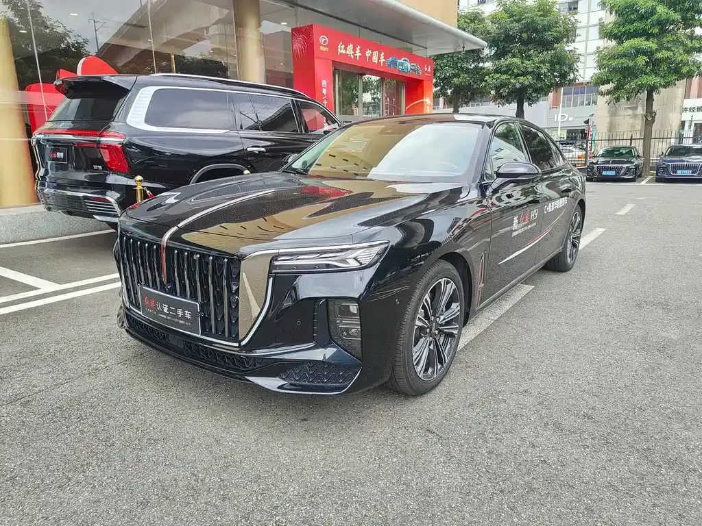 Hongqi H9 — фото 1