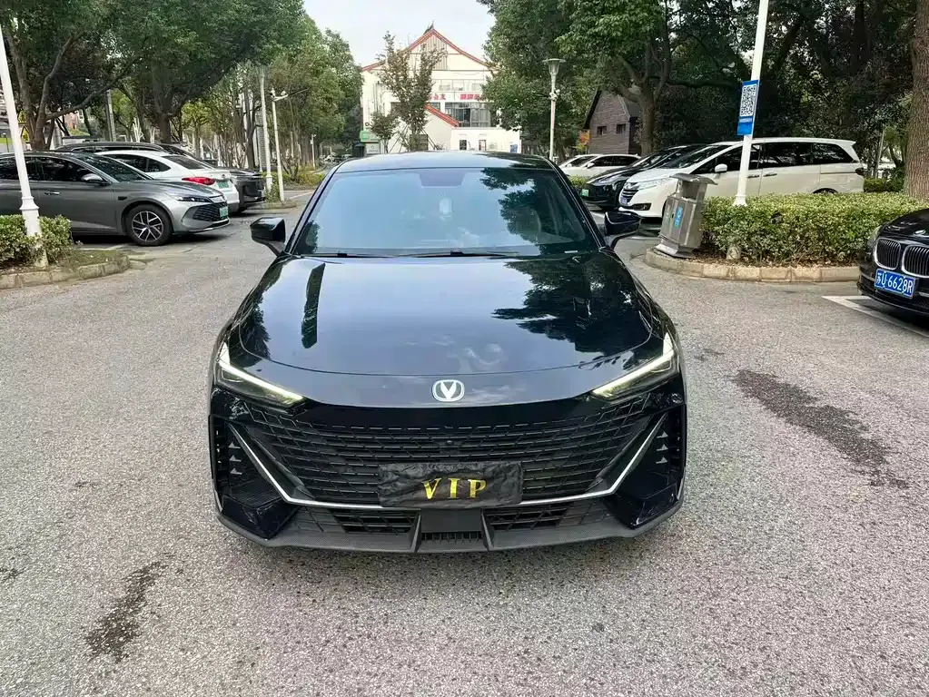 Changan UNI-V 2023 из CN, фото 1