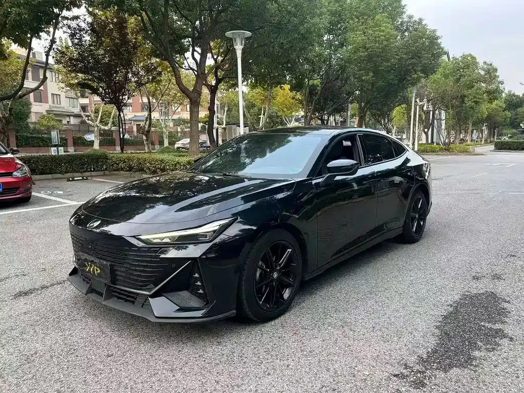 Changan UNI-V 2023 из CN, фото 2