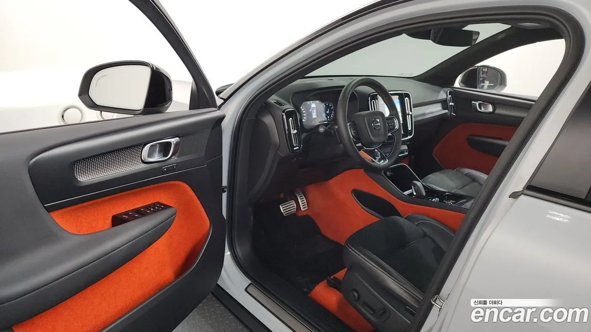 Volvo XC40 2021 из KR, фото 10