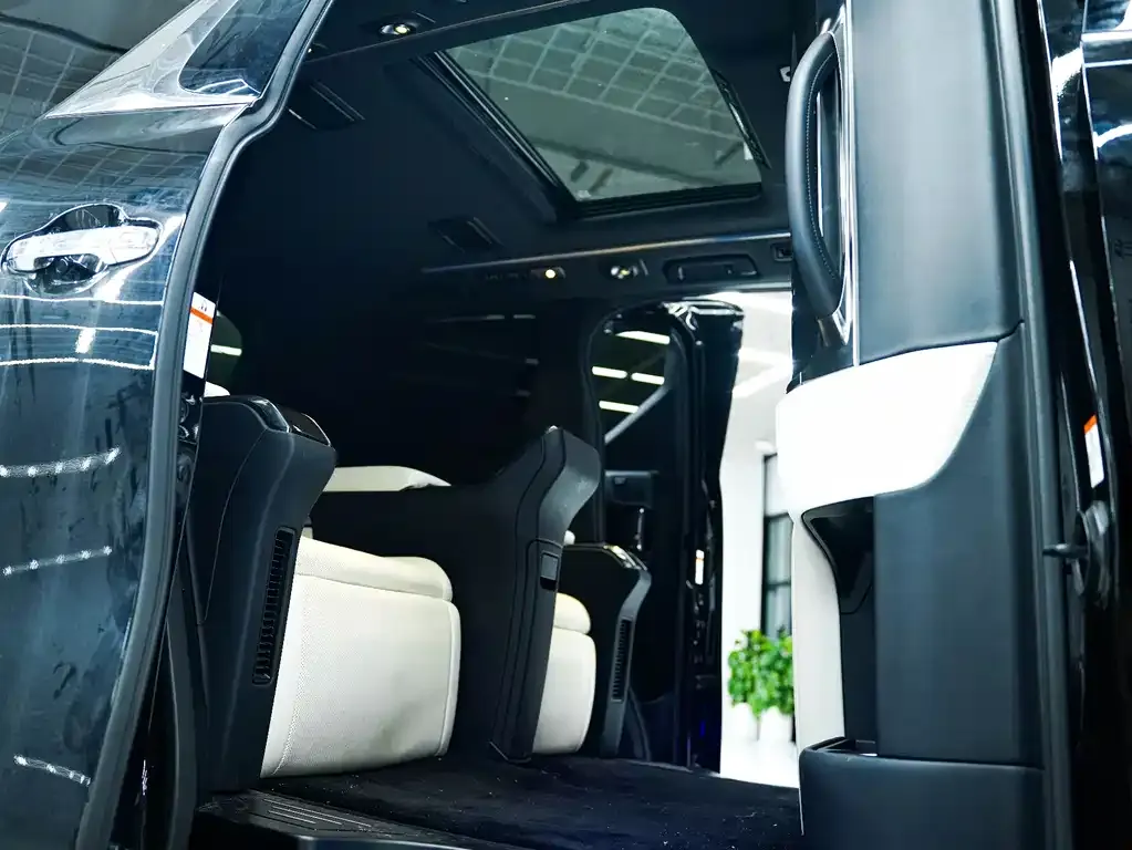 Lexus LM 2022 из CN, фото 10