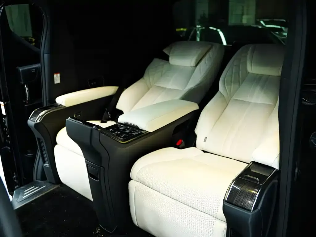 Lexus LM 2022 из CN, фото 6