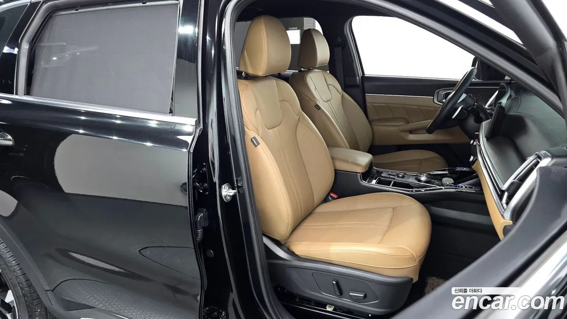 Kia Sorento — фото 10