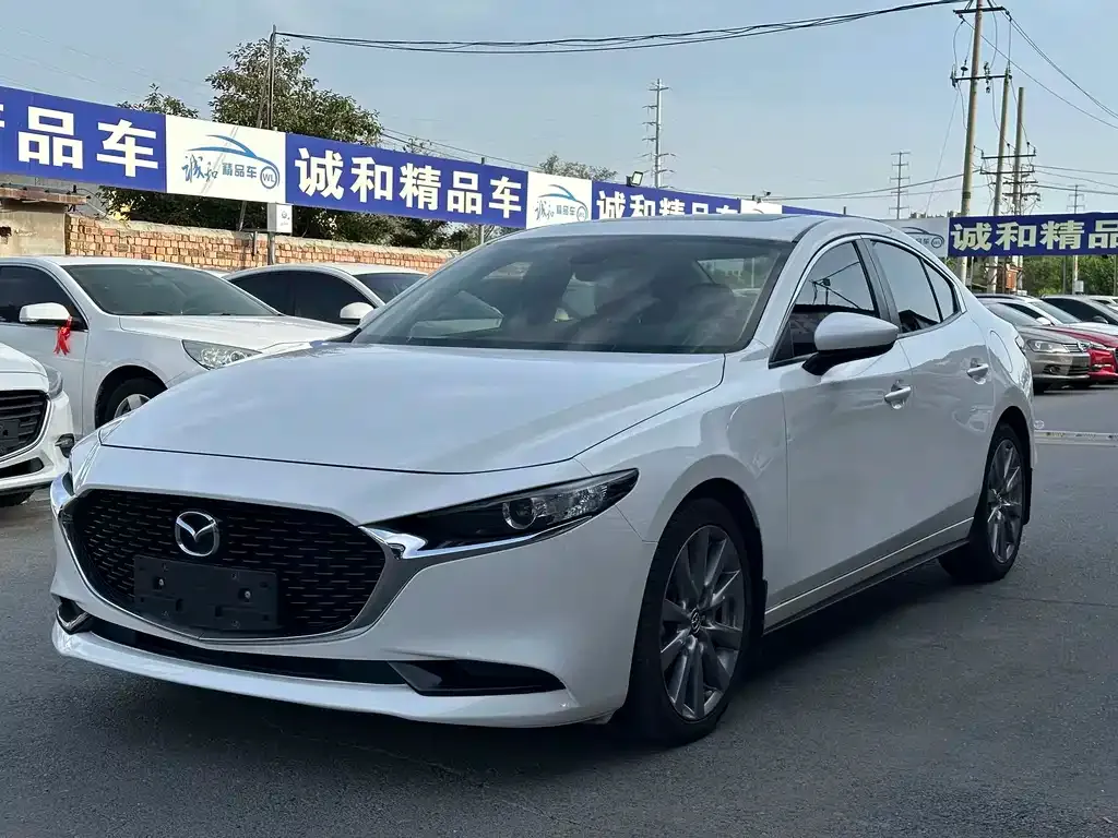 Mazda 3 Axela 2022 из CN, фото 1