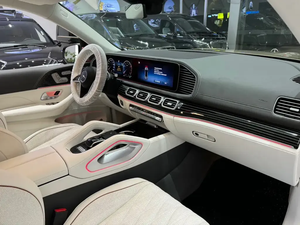 Mercedes-Benz GLS 2024 из CN, фото 8