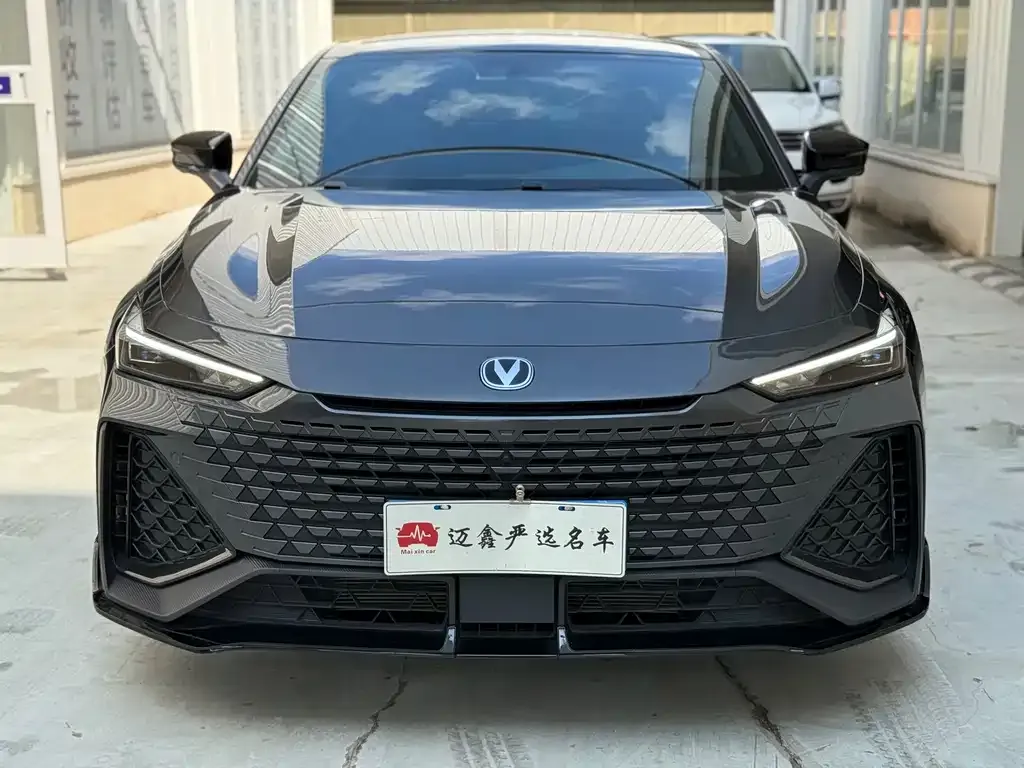 Changan UNI-V 2023 из CN, фото 3