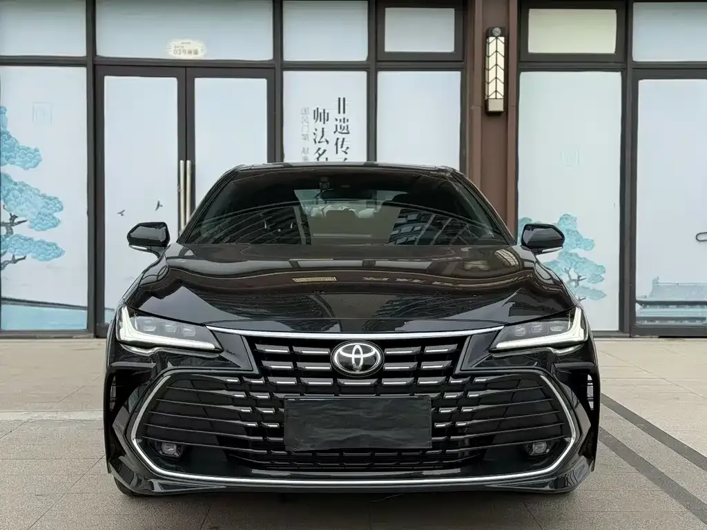 Toyota Avalon 2024 из CN, фото 2