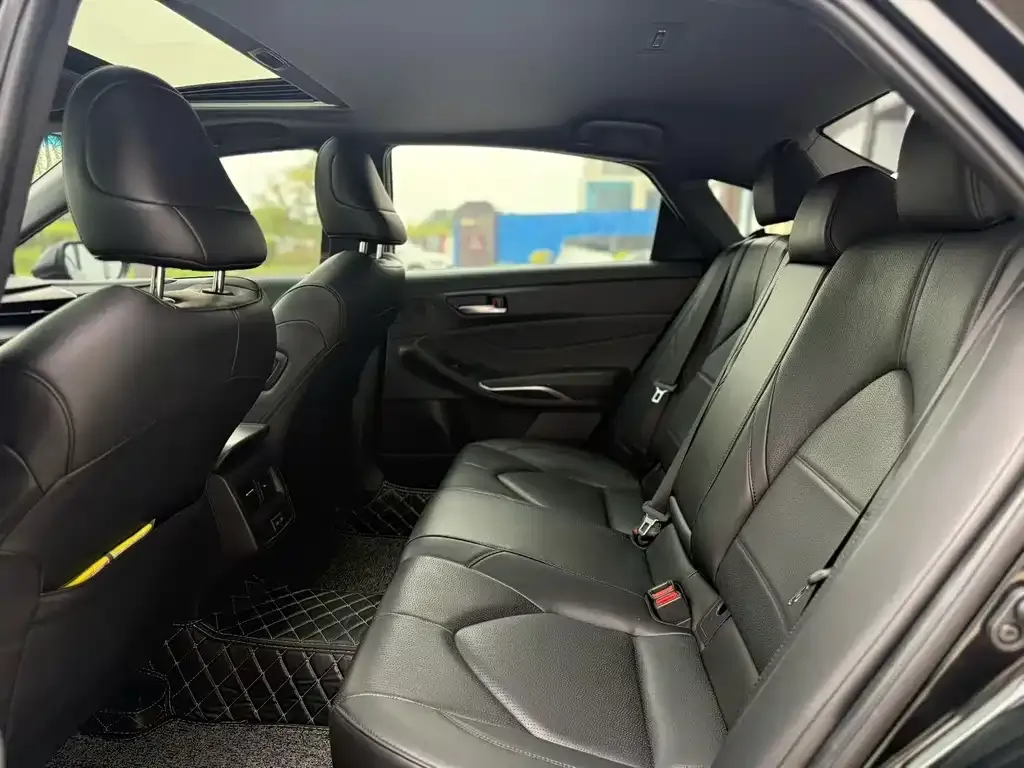Toyota Avalon 2024 из CN, фото 4