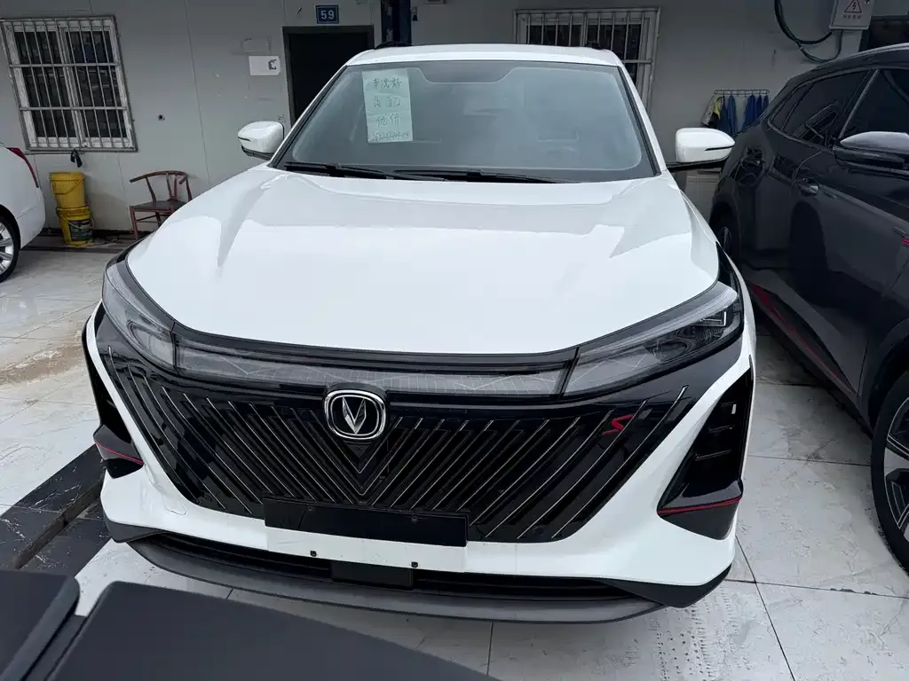 Changan CS75PLUS 2023 из CN, фото 2