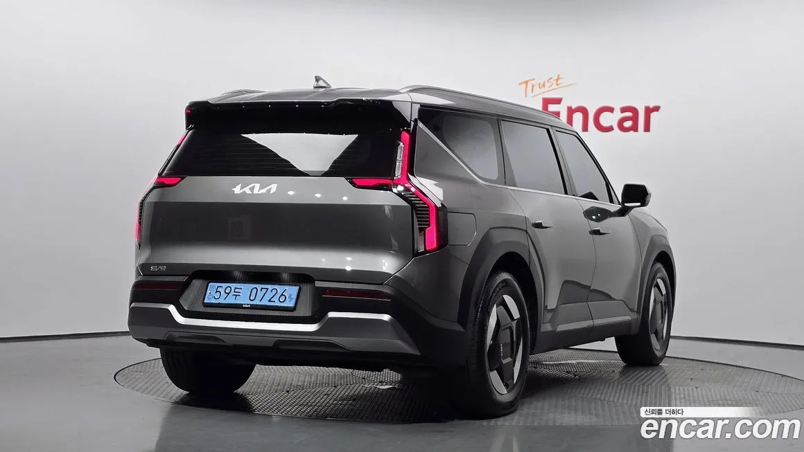 Kia EV9 2024 из KR, фото 2