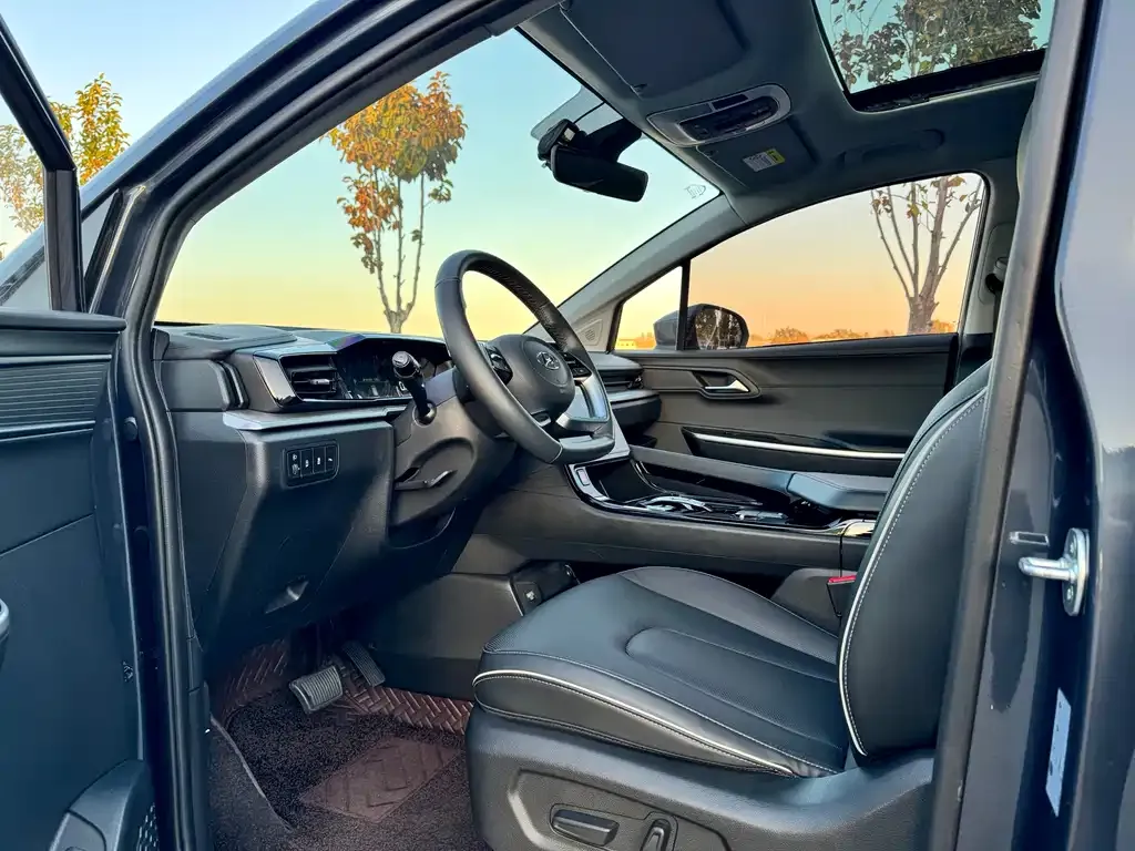 Hyundai Custo 2022 из CN, фото 8