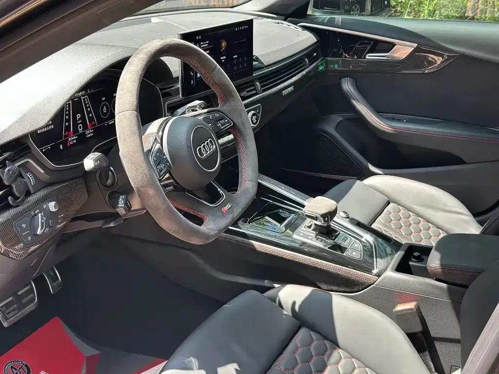 Audi RS 4 2022 из CN, фото 10
