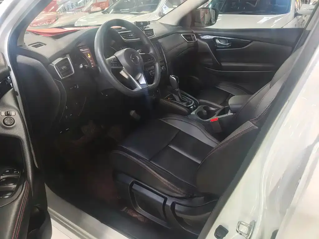 Nissan Qashqai 2021 из CN, фото 3