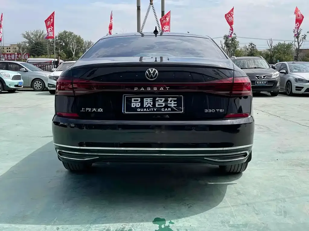 Volkswagen Passat 2023 из CN, фото 7