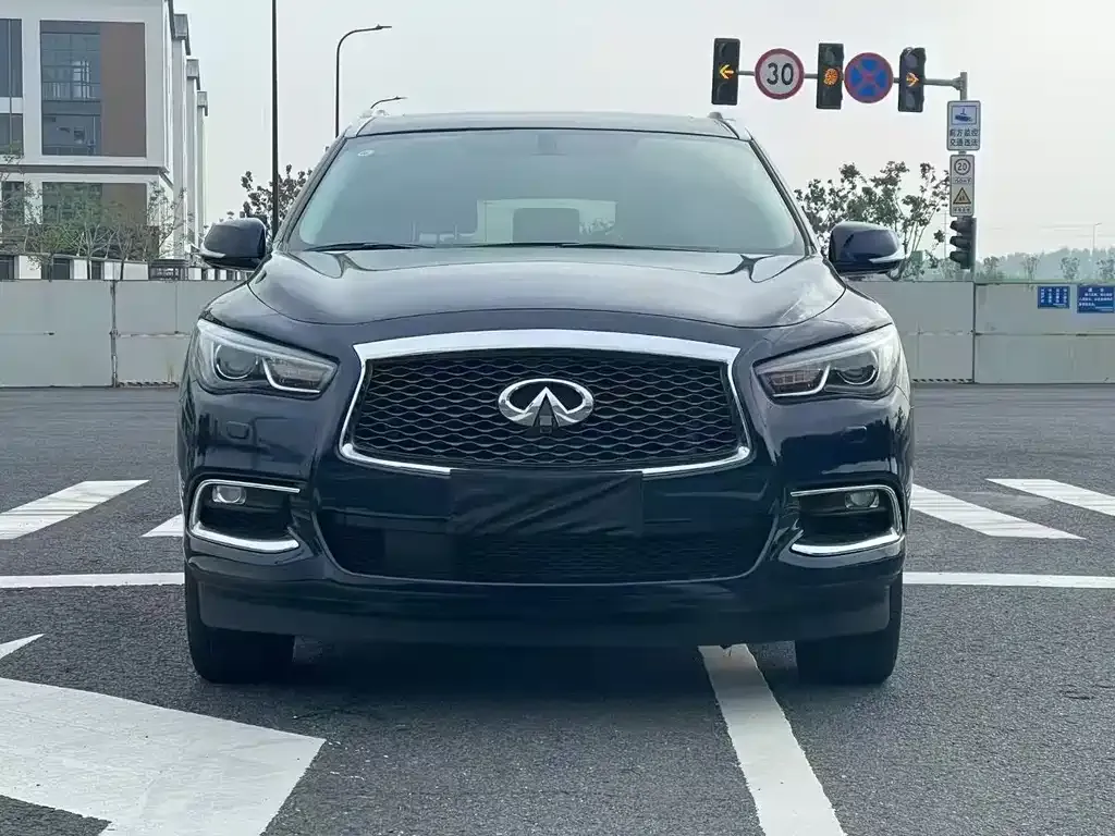 Infiniti QX60 (Import) 2021 из CN, фото 2