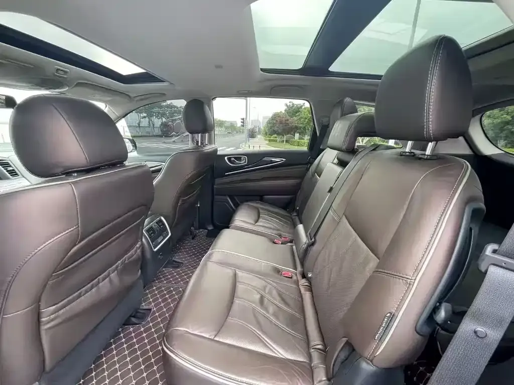 Infiniti QX60 (Import) 2021 из CN, фото 6