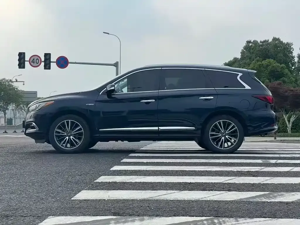 Infiniti QX60 (Import) 2021 из CN, фото 7