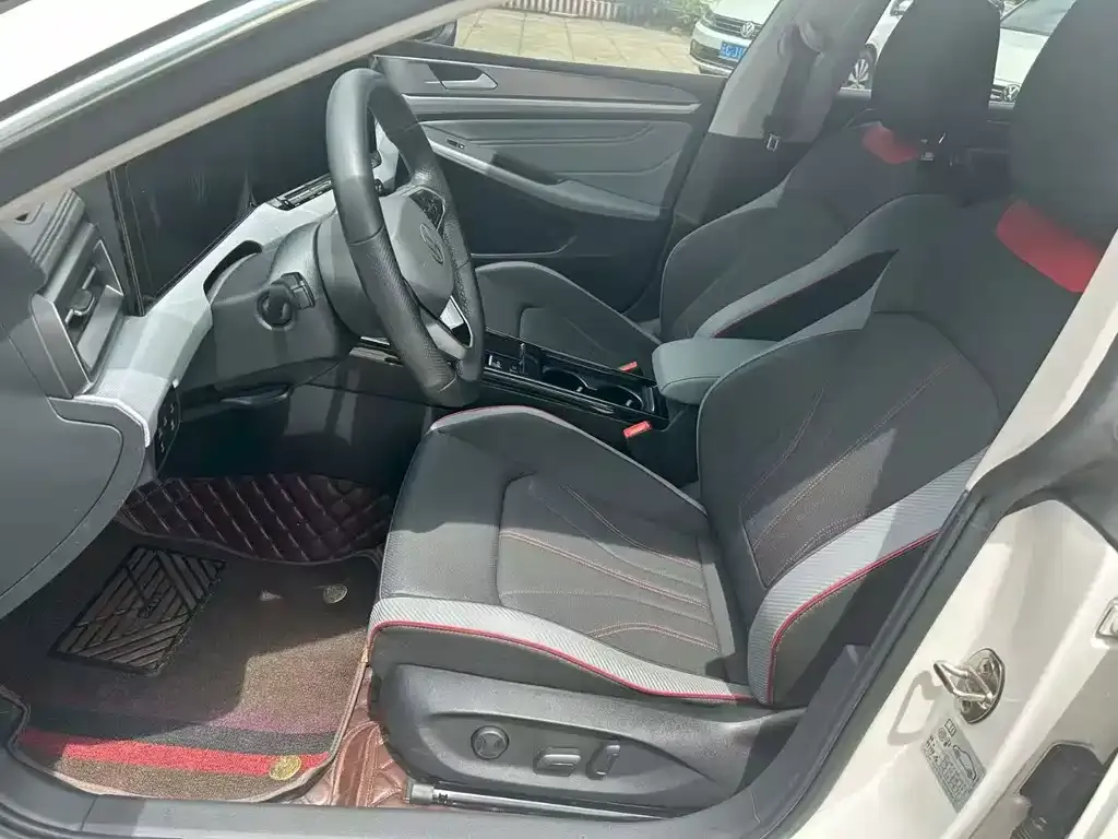 Volkswagen Lamando 2023 из CN, фото 4