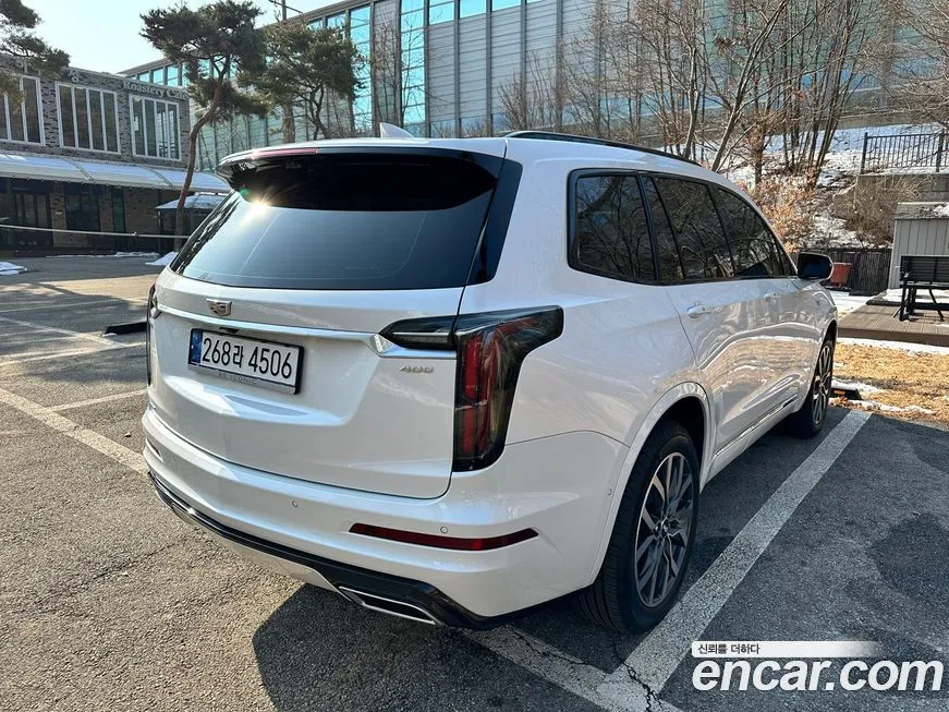 Cadillac XT6 2023 из KR, фото 2