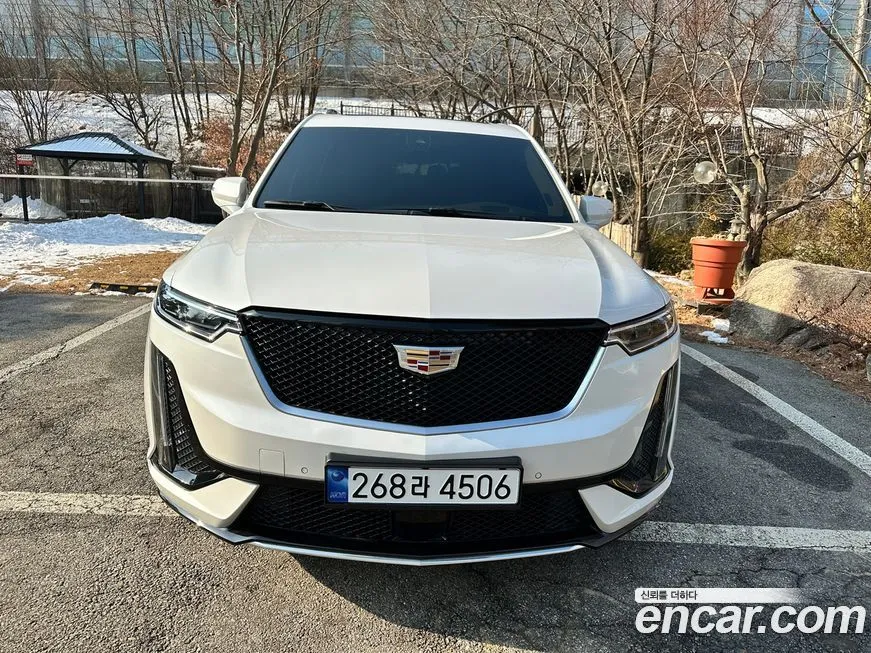 Cadillac XT6 2023 из KR, фото 3