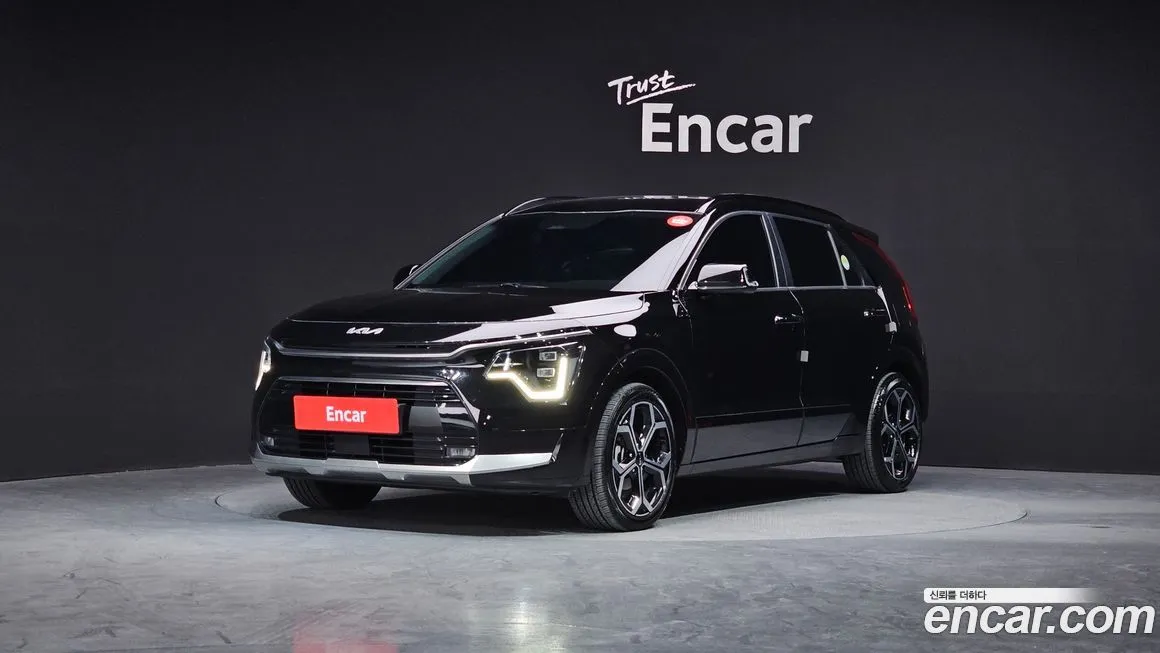 Kia Niro — фото 1