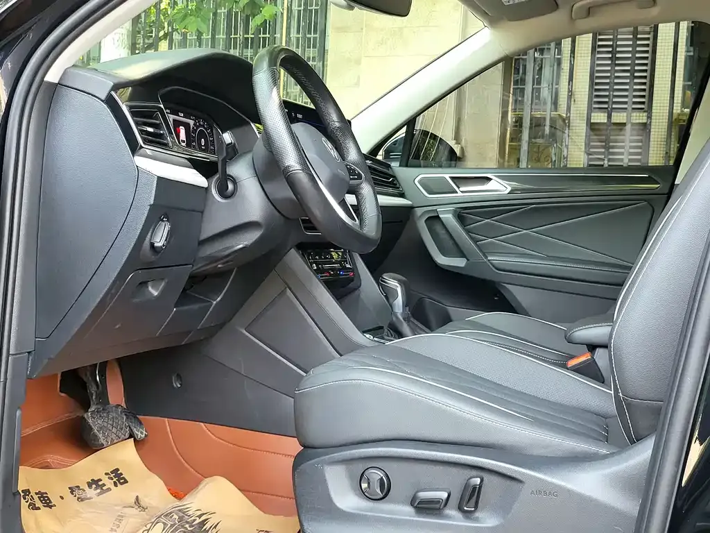 Volkswagen Tiguan L New Energy 2023 из CN, фото 9