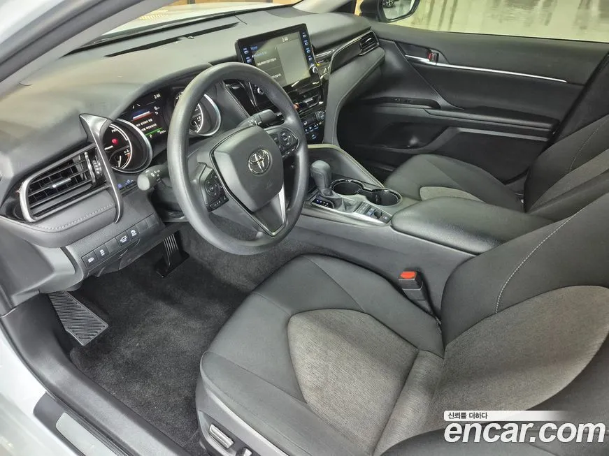 Toyota Camry 2024 из KR, фото 10