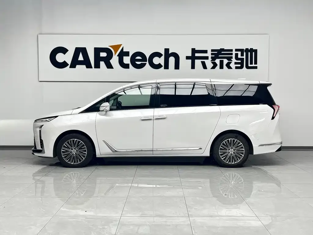 Buick GL8 Hybrid 2024 из CN, фото 3