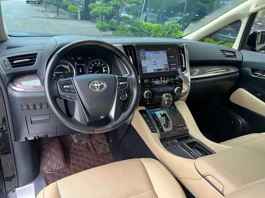 Toyota Vellfire 2023 из CN, фото 8
