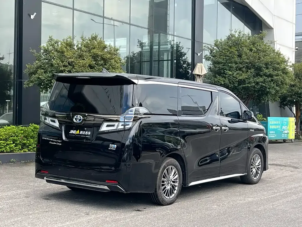 Toyota Vellfire 2023 из CN, фото 9