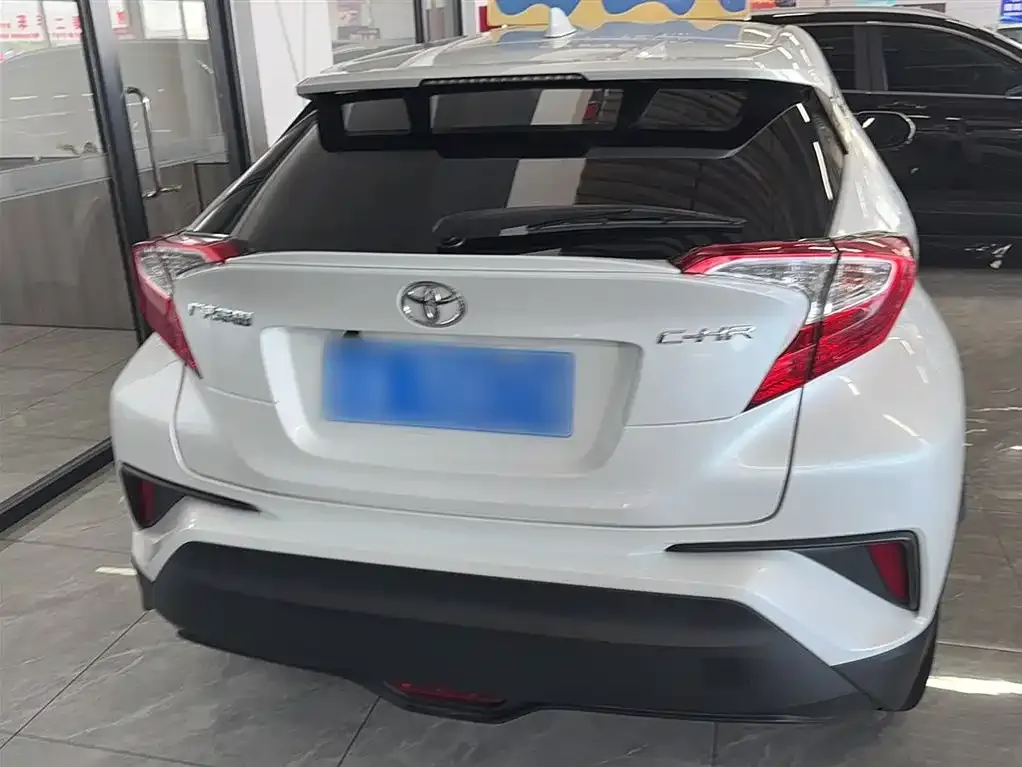 Toyota C-HR 2021 из CN, фото 4