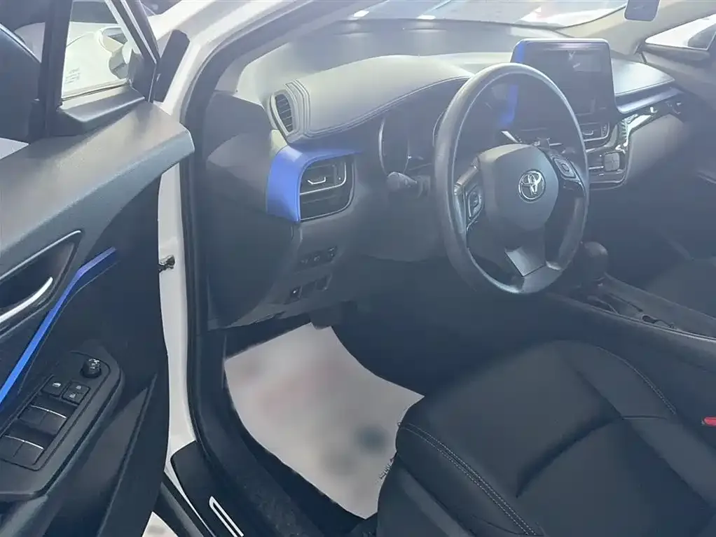 Toyota C-HR 2021 из CN, фото 9