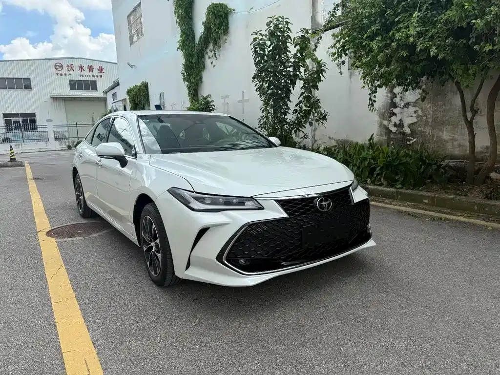 Toyota Avalon 2024 из CN, фото 3