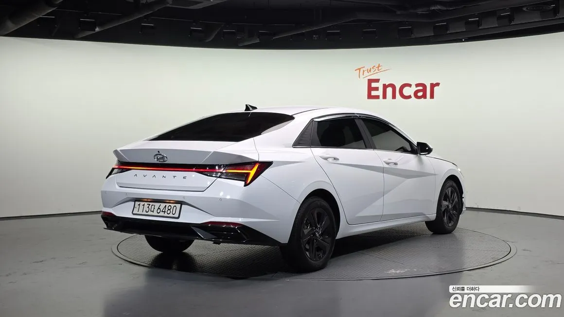 Hyundai AVANTE 2022 из KR, фото 2
