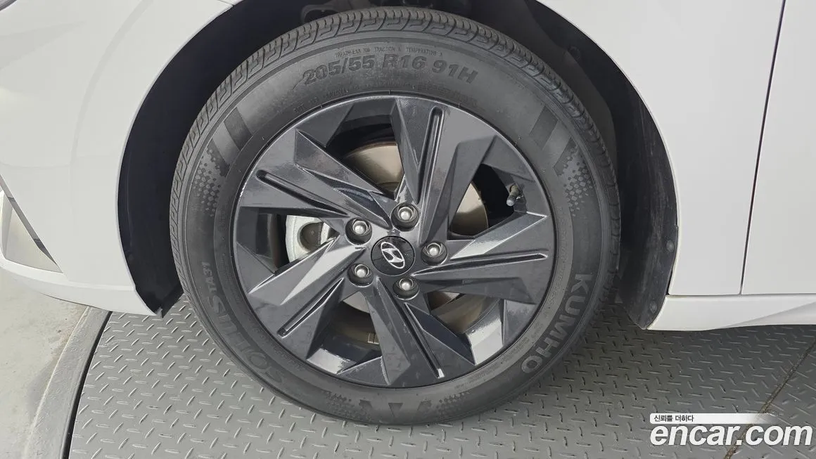 Hyundai AVANTE 2022 из KR, фото 5