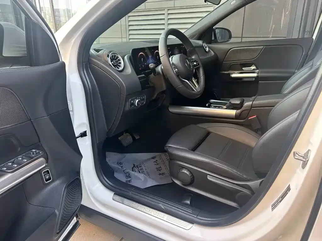 Mercedes-Benz GLA — фото 4