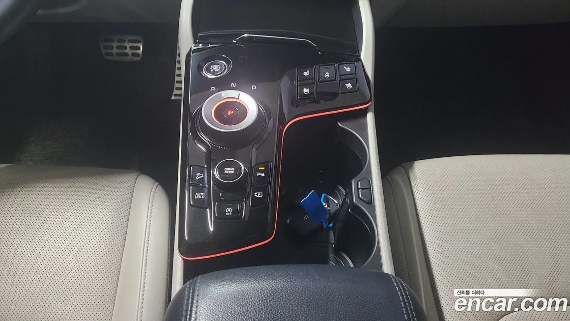 Kia Sportage — фото 8