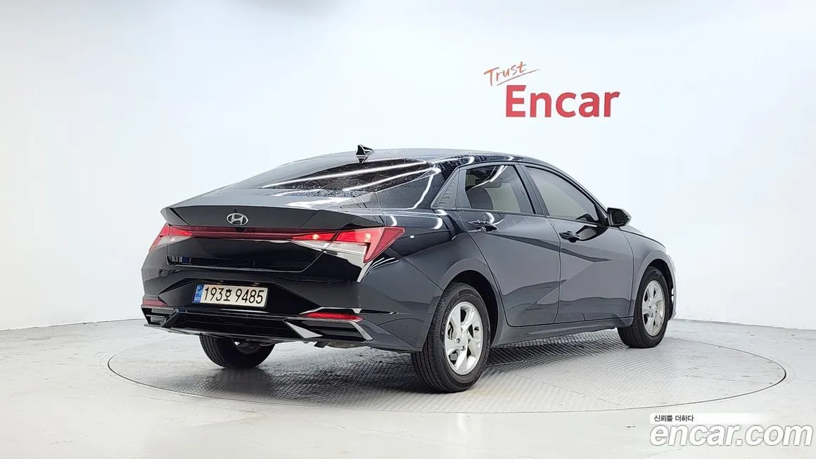Hyundai AVANTE — фото 2