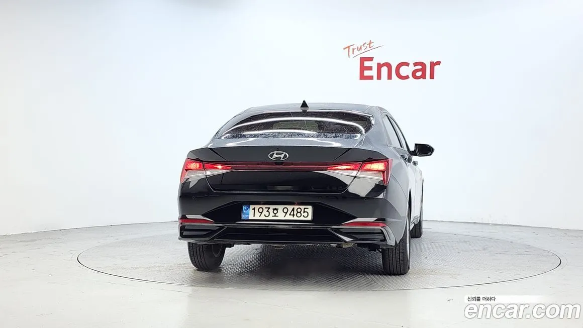 Hyundai AVANTE — фото 4