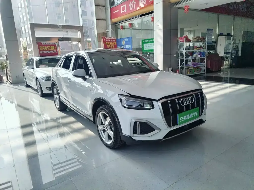 Audi Q2L 2022 из CN, фото 2