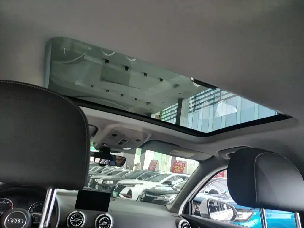 Audi Q2L 2022 из CN, фото 8